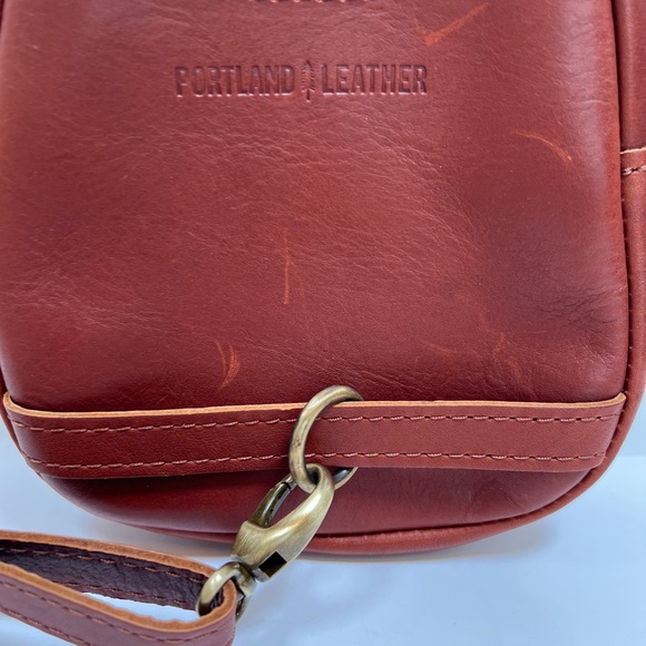 EUC! Portland Leather Sydney Sling In Nutmeg - Picture 10 of 11